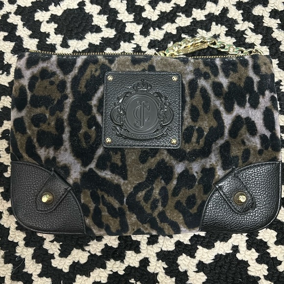 💙Vintage juicy couture leopard print crossbody💙 - Picture 1 of 5